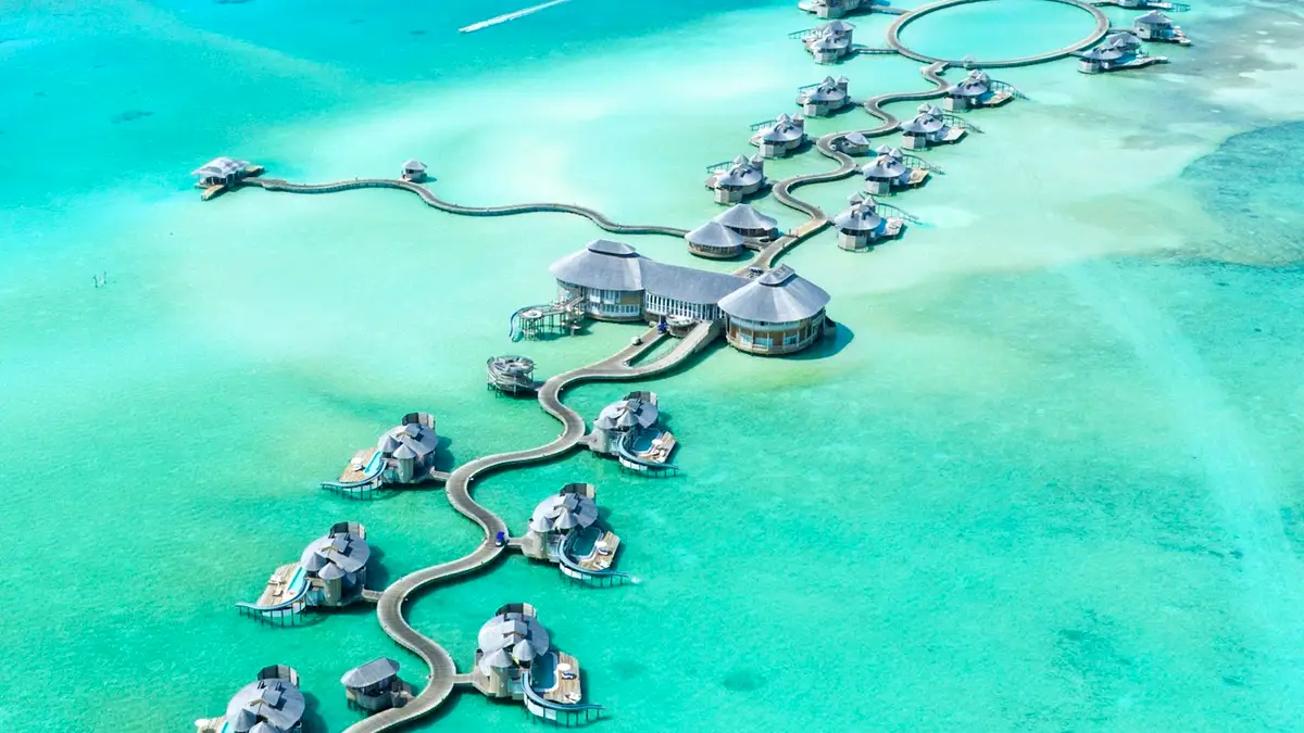 Maldives Overwater Bungalow Villas and Turquoise Lagoon