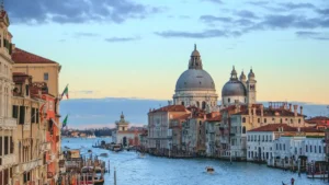 Venice Grand Canal 5-Star Hotels with Private Water-Taxi Docks & Balcony Views (2026 Matrix)